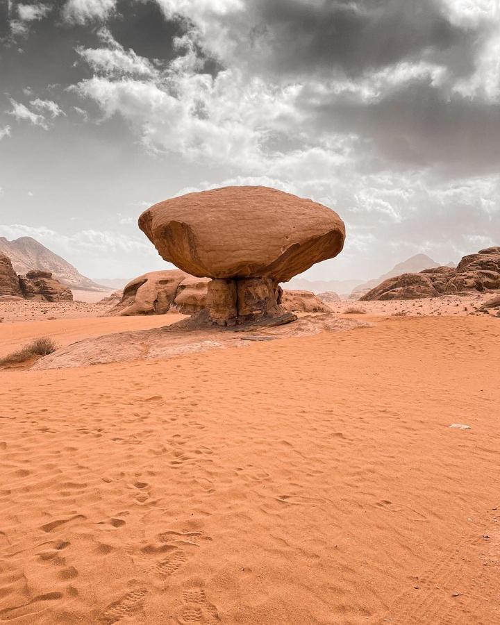 Sunset Gem _ Wadi Rum Ad Disah Bagian luar foto